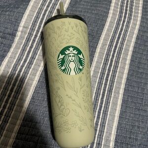 Viral Winnie the Pooh Starbucks Sage Green Floral Tumbler with Straw